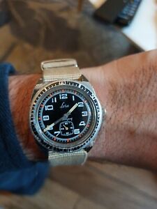 【貨物輸送無料】ウオッチ モントレプロンゲロラスキンダイバーヴィンテージメカニクマヌエルフォンピオンネmontre plongee lora skin diver vintage mecanique manuel fonctionne