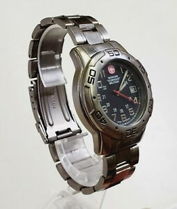 【貨物輸送無料】ウオッチ レアユニークスイスチタンウォッチヴェンゲルスイスrare,unique mens swiss titanium watch wenger swiss military 79036