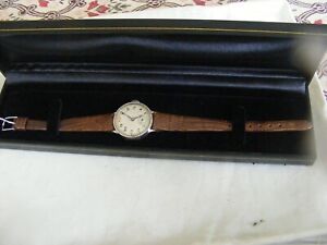 【貨物輸送無料】ウォッチ レアボックスヴィンテージレディースソリッドシルバーネイトウォッチrare boxed vintage ladies solid silver ornate watch c1930s absolutely stunning