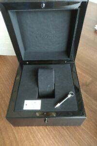 【貨物輸送無料】ウオッチ ピアゲットエンプラドールウォッチボックススイングデイプッシャーpiaget emprador goa32017 watch box, swing tag and pusher  no watch