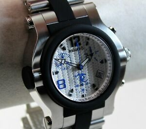 【送料無料】腕時計　レナートメンズエドビーストウォッチスイスゴムホワイトrenato mens ltd ed beast watch, swiss eta g10, rubber integration, white cf｜hokushin