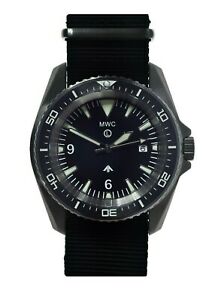 【送料無料】腕時計　スイマースチールケースミリタリーダイバーズクォーツウォッチmwc 2019 kampfschwimmer 300m pvd steel case military divers quartz watch｜hokushin