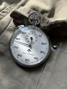 【送料無料】腕時計 ヴィンテージネロレマニアストップウォッチカルスイスvintage nero lemania british military stopwatch cal lwo 8300 swiss made 51,2mm|hokushin