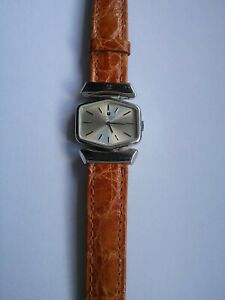 【送料無料】腕時計 euniversal geneve|hokushin