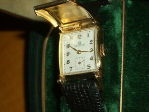 【送料無料】腕時計　スワースヘルブロスフリップトップメンズフォトウォッチランscarce*1940s*helbros flip top* mens photo watch 17j10krgp wbox runs