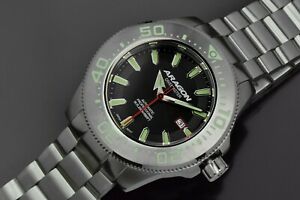 【送料無料】腕時計　アラゴンダイブマスターブレスレットウォッチaragon a057blk divemaster nh35 bracelet watch 50mm