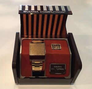 【貨物輸送無料】ウオッチ オリジナルボックスゴールドブローバデジタルウォッチbulova digital watch インチ gold with original box