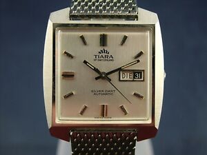 【貨物輸送無料】ウオッチ ティアラシルバーダーツスイスヴィンテージジュエルtiara silver dart swiss automatic watch vintage 1970s 25 jewel eta 2783 nos