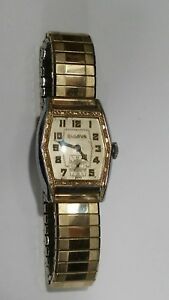 【送料無料】腕時計　ヴィンテージメンズツートーンケースブローバvintage mens two tone case bulova wristwatch