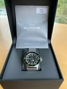【貨物輸送無料】ウオッチ グリシングリーンメンglycine combat green mens automatic gl0091