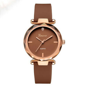 【送料無料】腕時計　モントレビジュシックフェムマロンドレブレスレットテールレグレブルアンシリコーンmontre bijou chic pour femme marron dore bracelet taille reglable en silicone