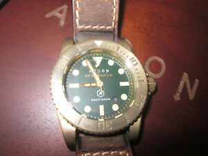 送料無料 腕時計 モントレプリジェダイバーブロンズシーシャドウグリーンancon Montre Plongee Diver Bronze Sea Shadow 1943agc4 Green 45 Mm In Box Buurtbuswestbetuwe Nl