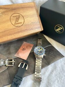 【送料無料】腕時計　ゼロスアビーズメートルダイバーフィートウォッチボックスzelos abyss 3000 meters diver automatic 9800 feet date steel xxx150 watch box｜hokushin