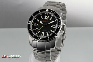 【送料無料】腕時計　メンズウォッチダイバーステンレススチールストラップlumtec 300m1 men watch 40mm automatic diver stainless steel 2 straps free gift 109,439円