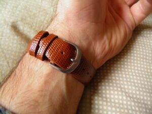 【送料無料】腕時計　ブレスレットファコンルザードマロンゴールドフランセーズ22 mm bracelet cuir veritable facon lezard marron gold fabrication francaise