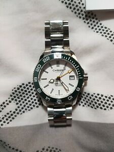 【送料無料】腕時計　クリスワードグリーンベゼルホワイトケースchris ward 38mm c60 gmt green bezel white case