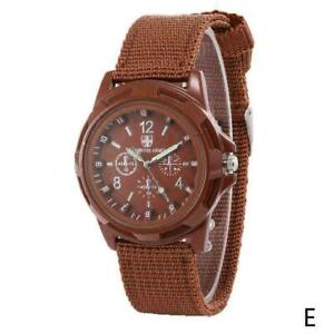 【送料無料】腕時計　スイスクォーツバッテリーアナログ swissarmy quartzbattery analogue wristwatch fully guaranteed