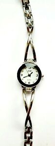 【送料無料】腕時計　モントレクアルジャンツアルジャンテヌフmontre quartz argente neuf