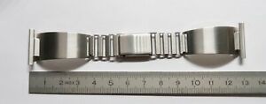 【送料無料】腕時計　ブレスレットモントルヌフエンアシエbracelet montre neuf en acier