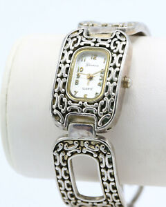 【送料無料】腕時計　ヴィンテージシルバートーンジュネーブウォッチバッテリーvintage 1990s silver tone geneva watch, battery