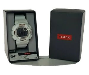 【送料無料】腕時計　ホワイトレジンウォッチインディグロクロノグラフデイtimex tw5m31000 white resin watch indiglo chronograph daydate display