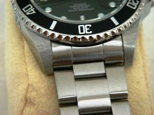 【送料無料】腕時計　ピンブレスレットステンレスオイスター20mm curved stainless steel oyster screw in pins bracelet fits 7s260030 skx013