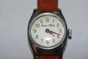 【送料無料】腕時計　ヴィンテージスノーホワイトマニュアルワーキングvintage snow white manual wind watch working us time