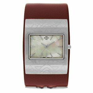 【送料無料】腕時計　ナネットレポアワンダーウーマンマザーオブパールレザーカフウォッチnanette lepore womens wonder woman mother of pearl leather cuff watch qvc 99