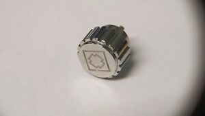 【送料無料】腕時計　インビクタクラウンシルバーカラーロングポストエッチングクロスロゴinvicta crown silver color 10mm long post etched cross logo i7
