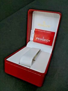 【送料無料】腕時計　プジョーオリジナルレッドレザーウォッチボックスレアヴィンテージpeugeot original red leather watch box with booklet rare and vintage