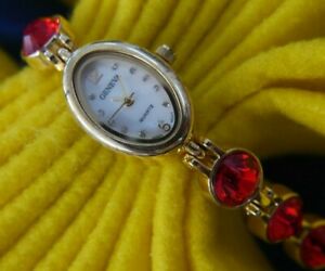 【送料無料】腕時計　ジュネーブレッドラインストーンブレスレットリンクゴールドトーンウォッチgeneva red rhinestones bracelet link gold tone watch
