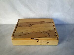 【送料無料】腕時計　ノッティンガムシャーボックススパルトブナwatch box s1 for 3 watches spalted beech hand crafted in nottinghamshire 19,980円