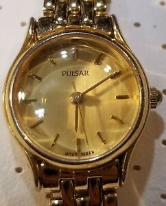 【送料無料】腕時計　レディースパルサーladies pulsar v811x009 wrist watch