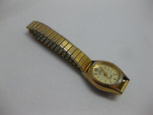 【送料無料】腕時計　ウォルサムクォーツレディースゴールドトーンヴィンテージwaltham quartz watch ladies gold tone vintage ywl502 012 2035