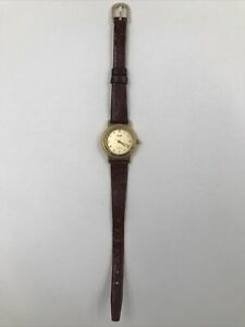 【送料無料】腕時計　ヴィンテージゲスレザーブラウンストラップウォッチvintage guess genuine leather brown strap 1992 watch water resistant