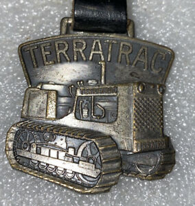 【貨物輸送無料】ウオッチ ヴィンテージテラトラックケースコウィスコンシンキーメダルvintage terratrac j i case co wisconsin construction watch key fob medal
