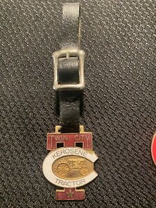 【送料無料】腕時計 ヴィンテージツインシティトターウォッチレザーストラップvintage twin city kerosene tractor watch fob w leather strap|hokushin