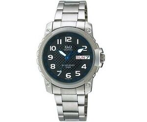 【送料無料】腕時計 メンズスポーツウォッチデイデートブレスレットアクセサリーqamp;q a166205y mens sport watch day date bracelet water resistant accessory