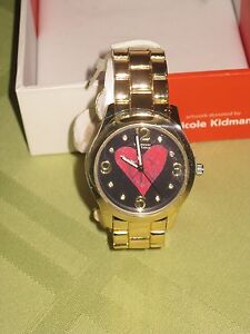 【貨物輸送無料】ウオッチ ニコールキッドマンゴールドウォッチnib whatever it takes nicole kidman gold watch