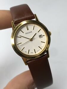 【送料無料】腕時計 パルサーゴールドトーンステンレススチールウォッチpulsar women’s gold tone stainless steel watch w date working