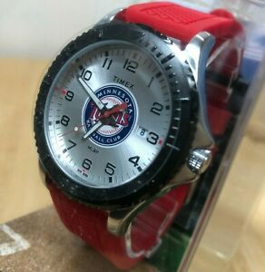 【送料無料】腕時計　インボックスタイムトリビュートミネソタツインズメンズアナログクォーツウォッチ in box timex tribute minnesota twins mens 50m analog quartz watch hours~date