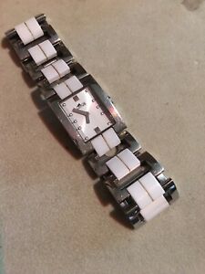 【送料無料】腕時計　モントレフェムロータスセラミケアシエmontre femme lotus ceramique acier