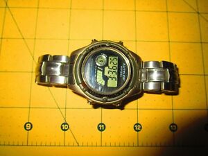 【送料無料】腕時計　アーミトロンメンズステンレスシルバーデークロノウォッチアラームarmitron mens stainless silver day date chrono watch alarm