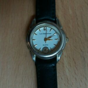 【送料無料】腕時計　モントルリュックデスロッシュフェムmontre luc desroches femme