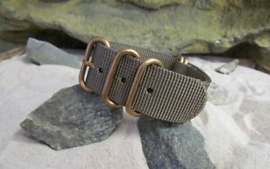 【送料無料】腕時計　?ナイロンブロンズハードウェアストラップz5? ballistic nylon w bronze hardware by nato strap co?｜hokushin