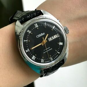 【送料無料】腕時計　カレンダースラヴァソビエトクラシックメンズヴィンテージパーフェクトソcalendar automatic watch slava soviet classic mens vintage perfect formal ussr