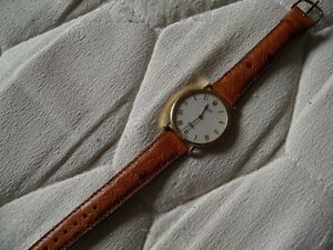 【送料無料】腕時計　ブレスレットオートルシュフェイトメインマロンゴールド16 mm bracelet autruche veritable fait main marron gold