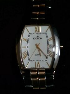 【送料無料】腕時計　クロトンメンズステンレススチールクォーツツートーンウォッチcroton mens stainless steel quartz two tone watch cn307075