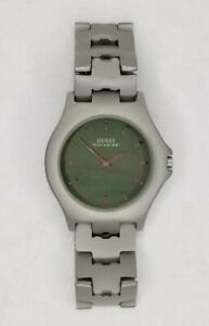 【送料無料】腕時計　マイクロスチールguess wrist watch microsteel