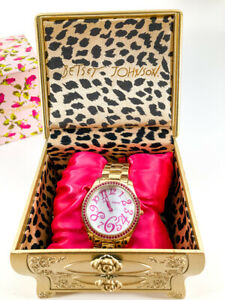 【送料無料】腕時計　レアベッツィージョンソンピンクゴールドクリスタルウォッチバッテリーチェストrare betsey johnson pink amp; gold crystal watch battery w chest msrp 115
